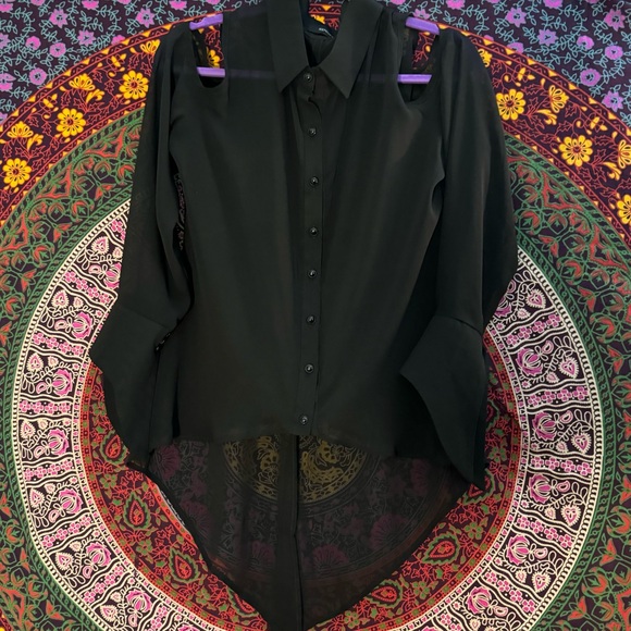 Sophia James- Rogue Top by BlackMilk Clothing- Size Medium- PC - Picture 2 of 9